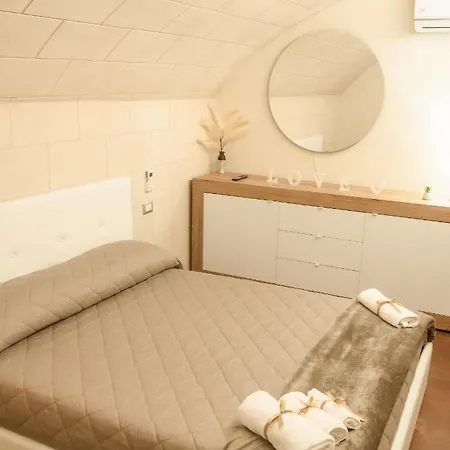 Bed & Breakfast Little House