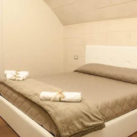 Bed & Breakfast Little House