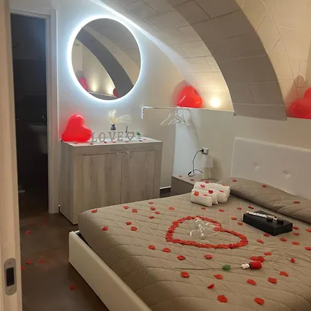 Little House לינה וארוחת בוקר